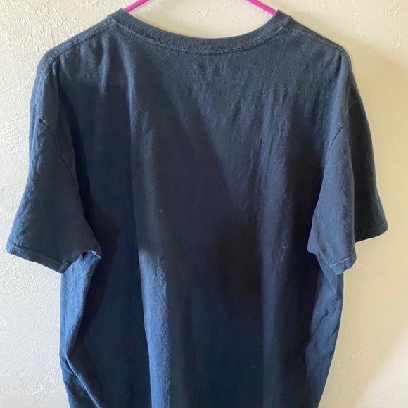 T-shirt - Picture 2 of 3